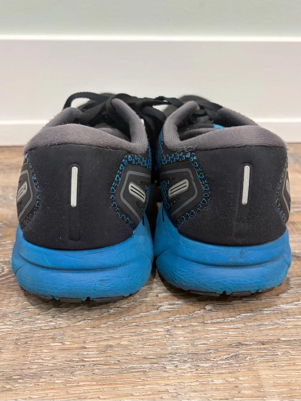 Brooks men’s running